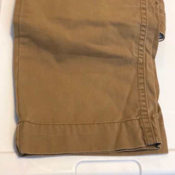 Men’s old navy khakis - Picture 3 of 3